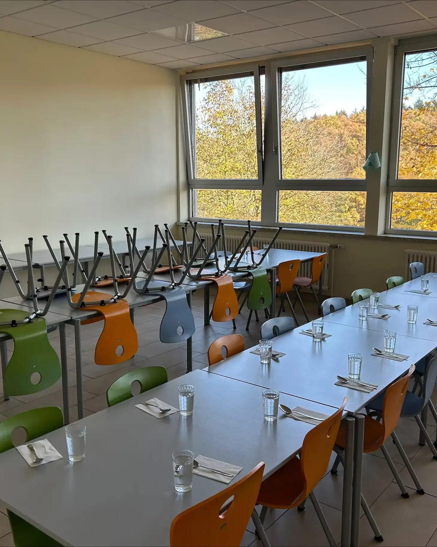 Lindenschule Lindenholzhausen Kueche Galleriebild 1