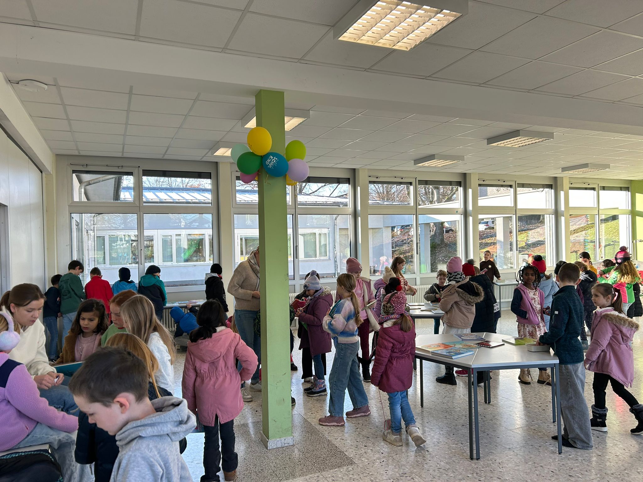 Vorlesetag und B&uuml;cherverkauf Buchspenden Galleriebild 3